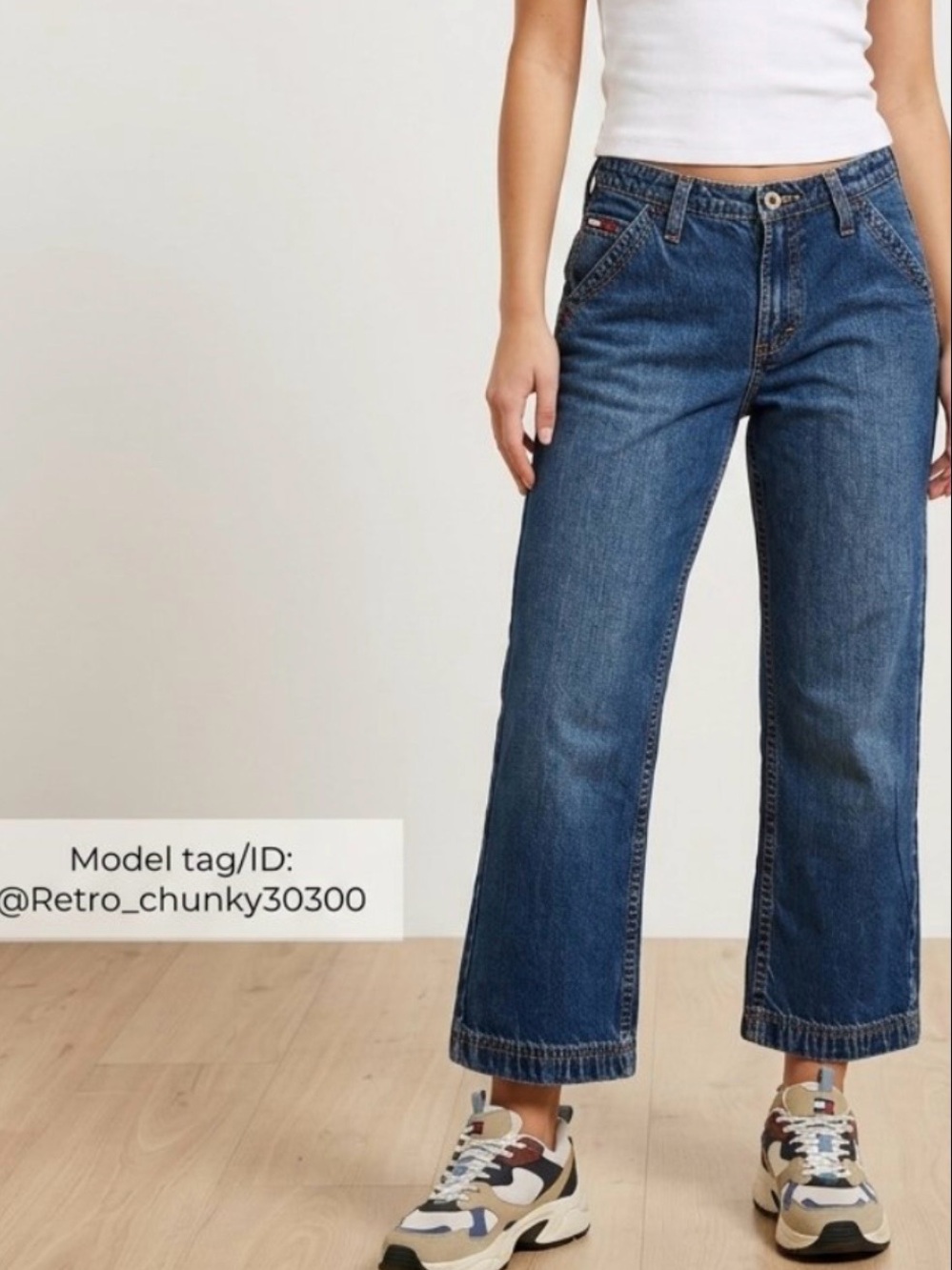Vintage Y2K Tommy Hilfiger Cropped Denim